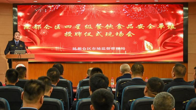 选择OEM还是ODM，主要取决于以下因素：